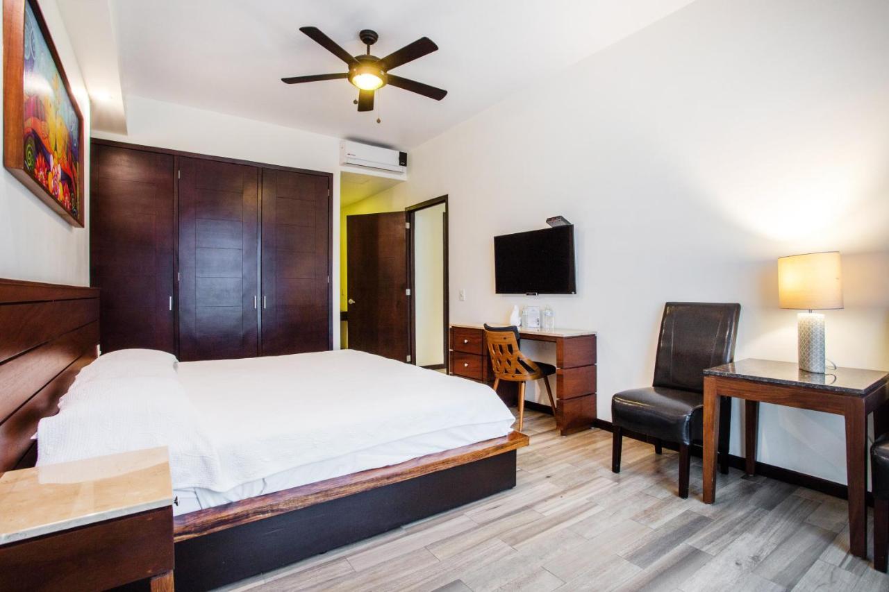Blaze Hotel & Suites Puerto Vallarta Extérieur photo