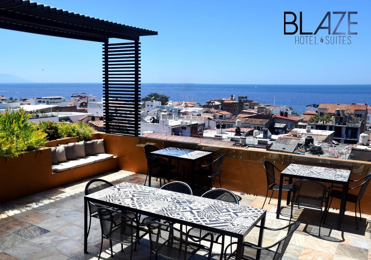 Blaze Hotel & Suites Puerto Vallarta Extérieur photo